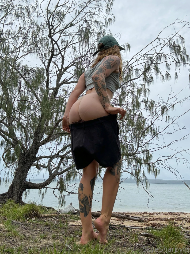 Always gotta sneak off and get some booty shots skyesharpvip 