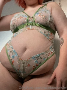 Here s some cute pics of me hope you enjoy couldn t contain my puss part 1