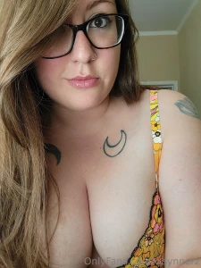 Happy monday here is a cute floral number for you special video at the