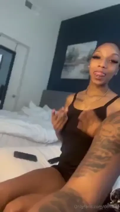 Me and vannathabaddest went live all day long she made me nut like 6 
