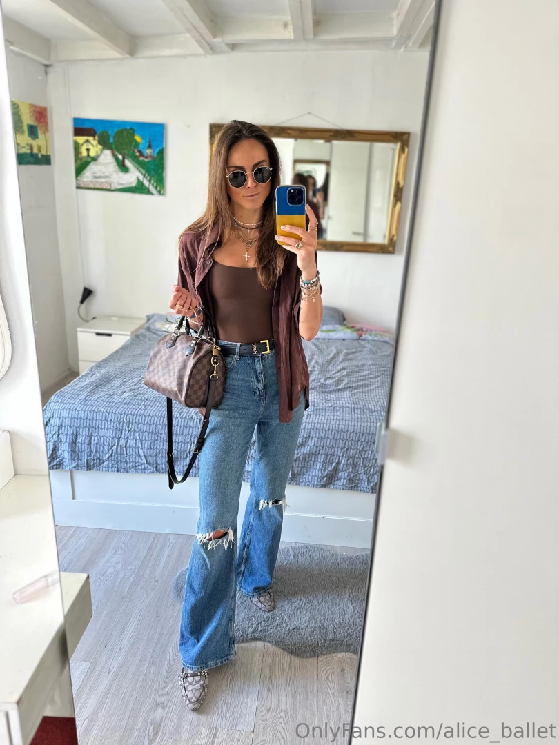 What do you think do you think i look good in these clothes or should 