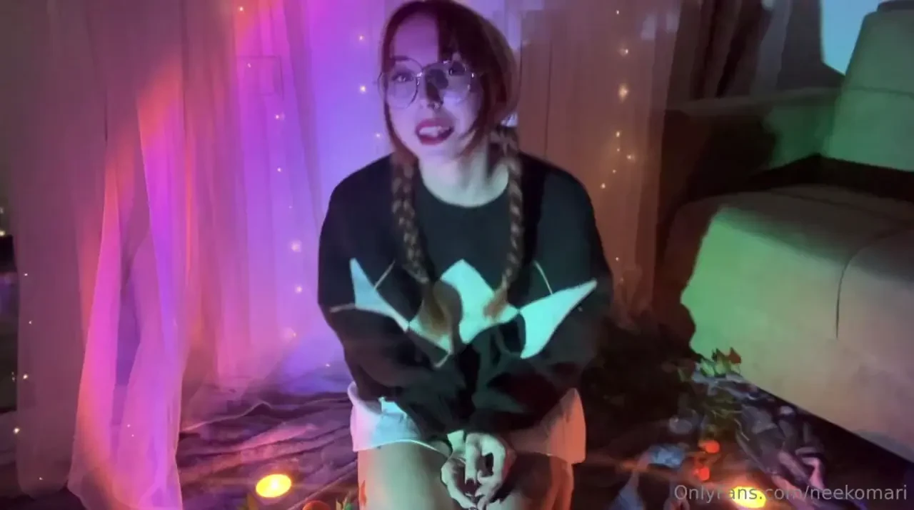 I want to invite senpai to my cozy room for the warmest hug thank you 