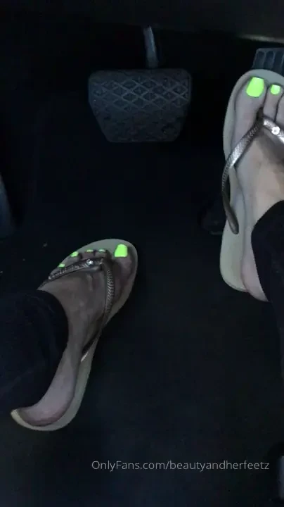 Pedal pumping with yellow toes and flip flops 