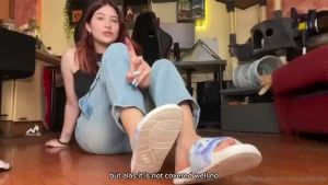 Il segreto del mio coinquilino joi cei feet humiliation spit aprendo