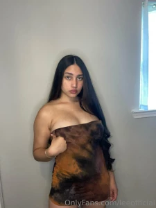 A good girl on this page and a naughty girl on my vip page