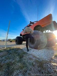 It s my birthday celebrate with me and make my day extra special your