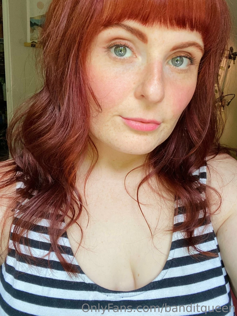 This milf deserves to have her pussy eaten for hours today swipe to part 1 
