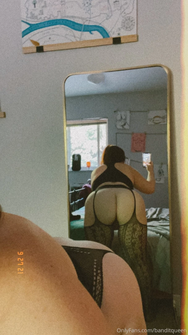 Here s what i wore for a video session with a fan today more in this part 4 