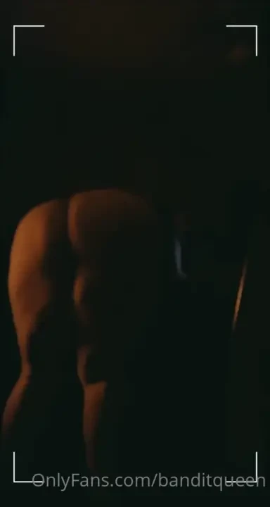 It s dark and late but i m not tired give me an orgasm before i fall part 1 