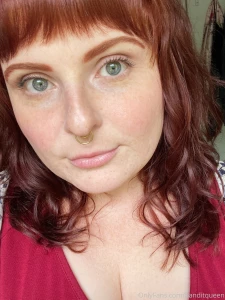 Swipe to see up my skirt part 2