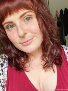 Swipe to see up my skirt part 3