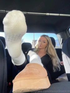 For both betas and normal foot boys