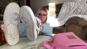 Sweaty feet joi w countdown jerk to my beautiful feet
