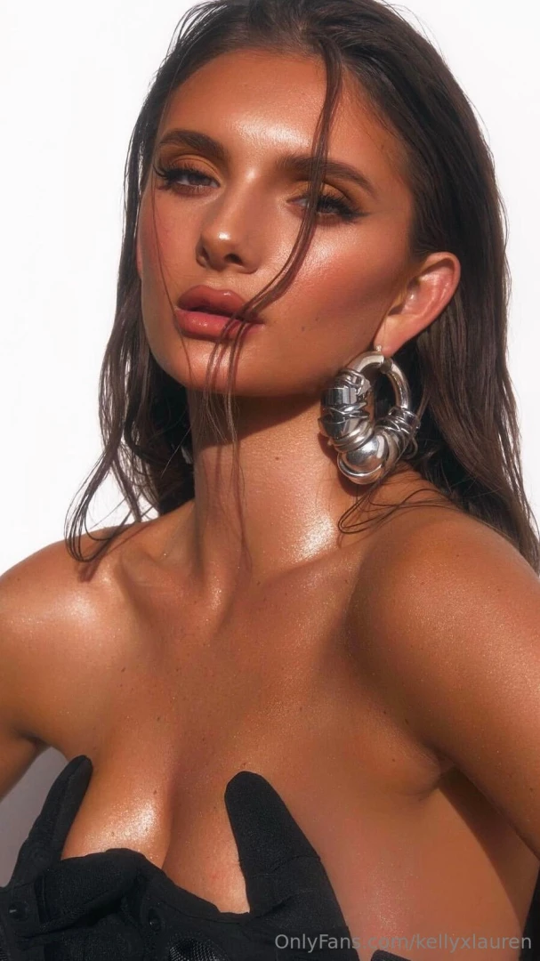 Hey cuties exciting news next week the lovely bambiifans and 