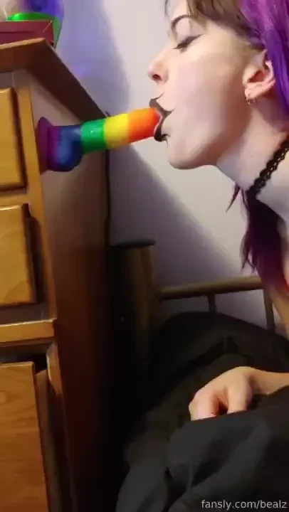 Hello again everyone im gonna be uploading more old stuff tonight so 