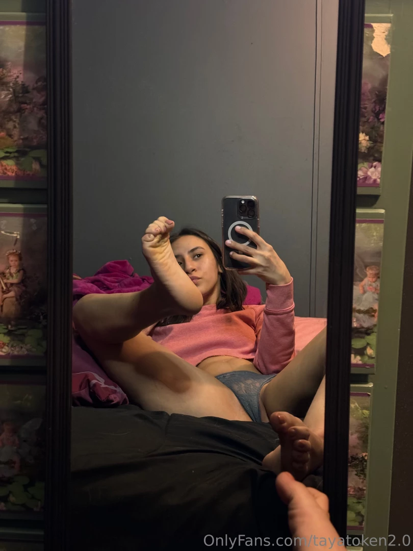 Rub my feet foot slave part 1 