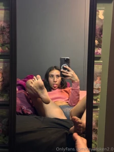 Rub my feet foot slave part 4