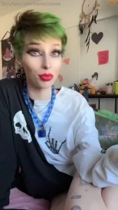 First video back now this is for the tiny dick losers who love being