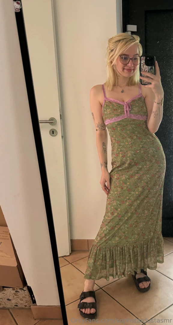 So hot right now in germany but i d need vitamin sea now too momentan part 1 