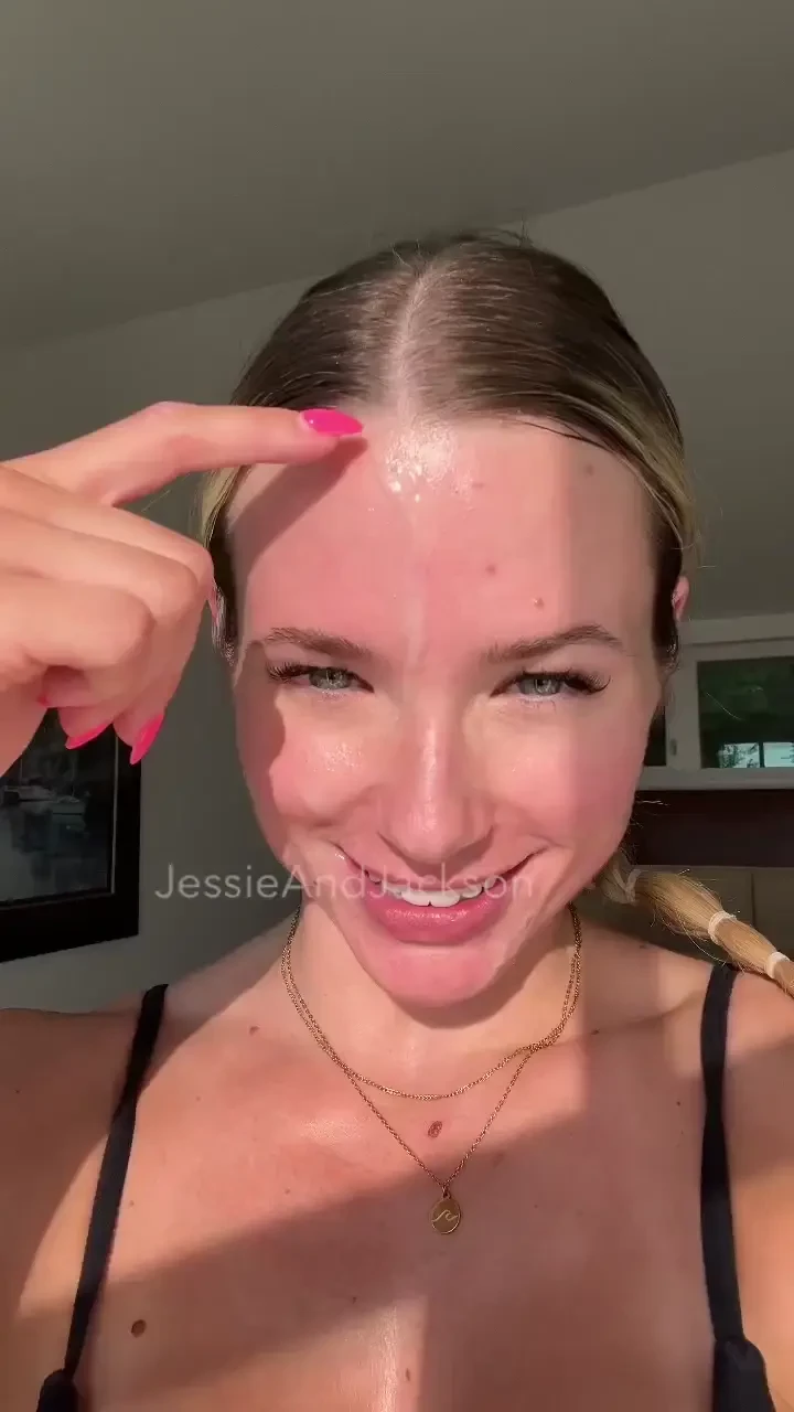 Cum all over my face and dripping into my mouth yes please happy 