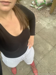 Found a place on my walk part 1