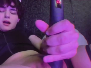 I was able to cum on camera for the first time ever didnt plan on