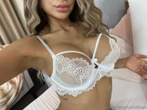 My boobs need your attention part 1