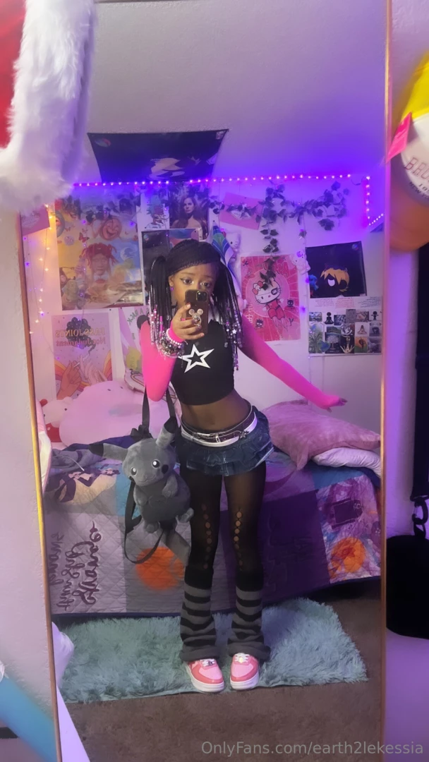 This fit is sooo cute 