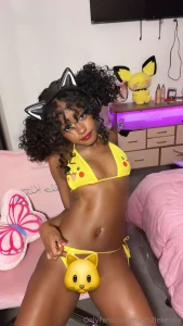 Pretty in yellow not as innocent as you think