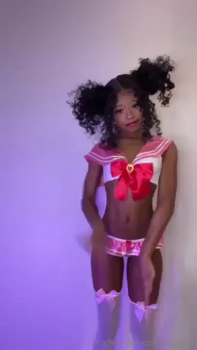 I know i m your favorite sailor 