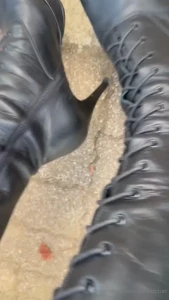 Do you like leather boots