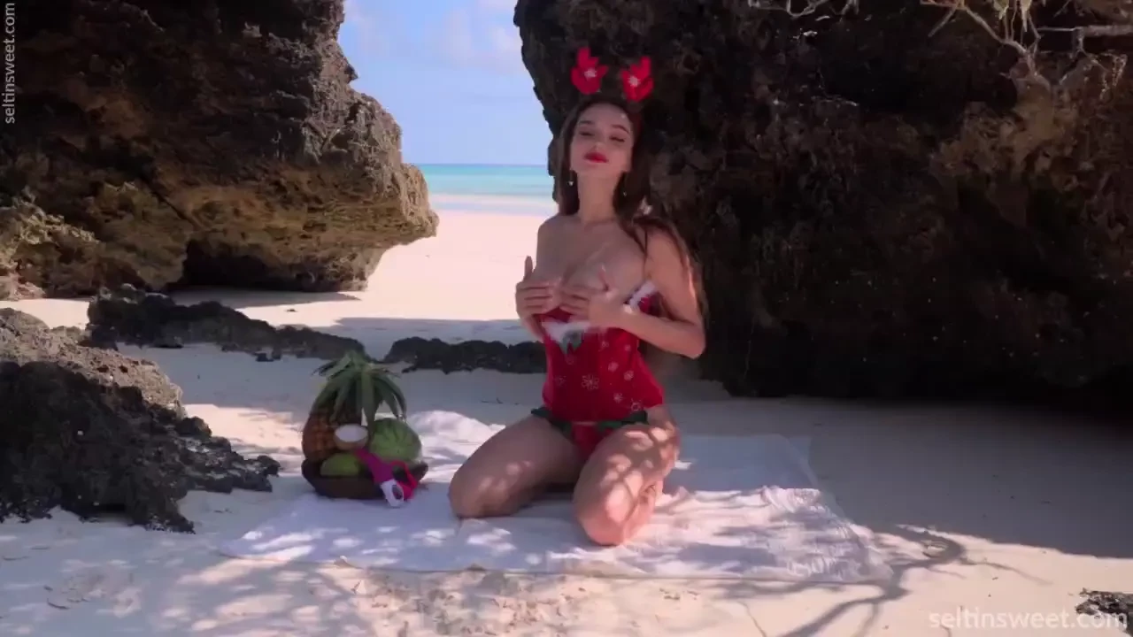 Video holiday beach is available how about having sex on a wild beach 