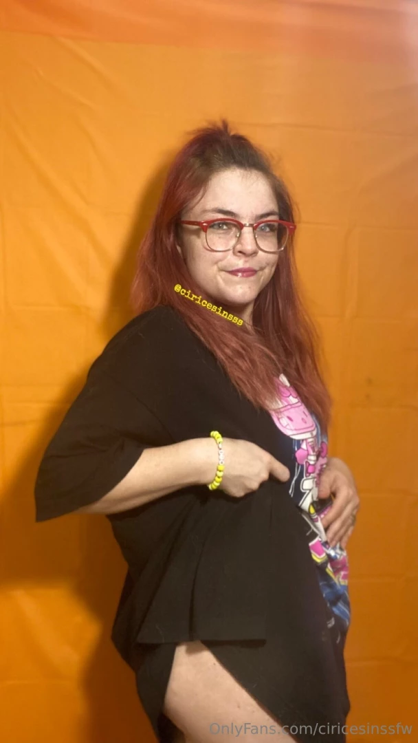 I love being a lil ready to fuck slut 