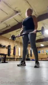 I tell my trainer i don t workout to look good i workout to be fit so