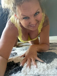 Sorry so many pics but i had a few to share legs ands heels part 4