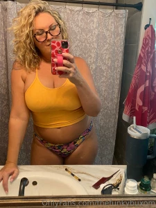 Let s see if i can distract j stay tuned part 1