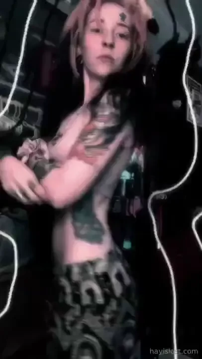 Goodnight my loves lt 3 wanna see me take these off i like to sleep 