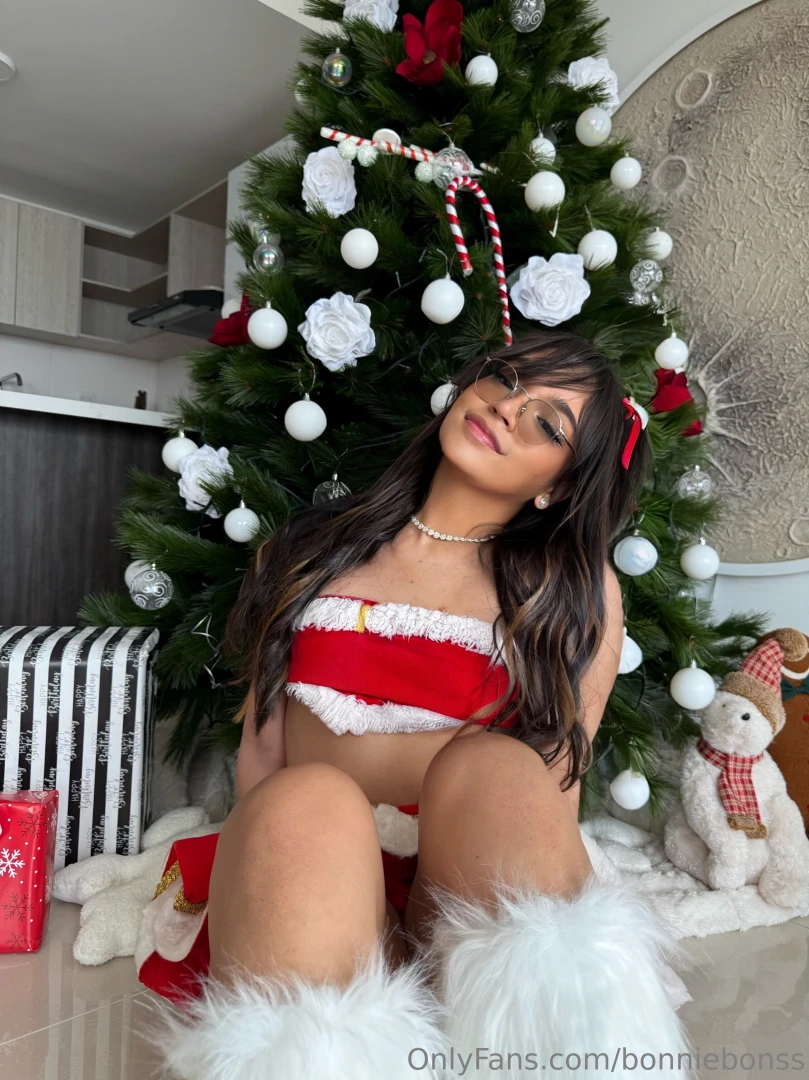 My holiday cheer is in your hands tips make the season extra sweet part 1 