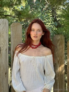 Bursting summer vibes