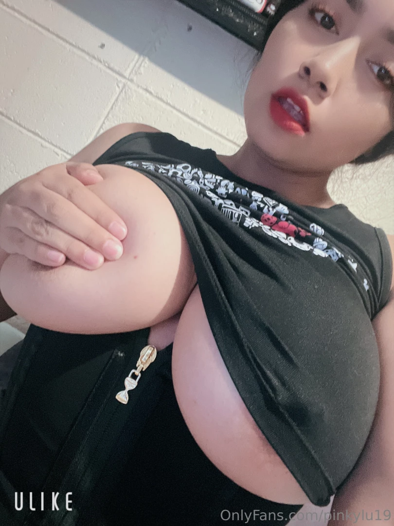 No saben lo caliente que me ponen bebes me estuve masturbando con mi part 8 