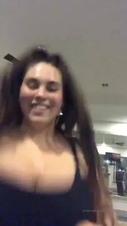 Good morning guys watch me sweat 