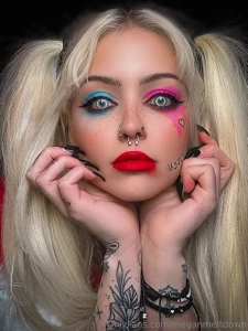 Goodnight don t forget to vote on the poll