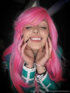 Goodmorning running some errands today inbox me and i ll respond as