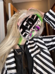 Just a quick behind the scenes of my new beetle juice look i just did part 1