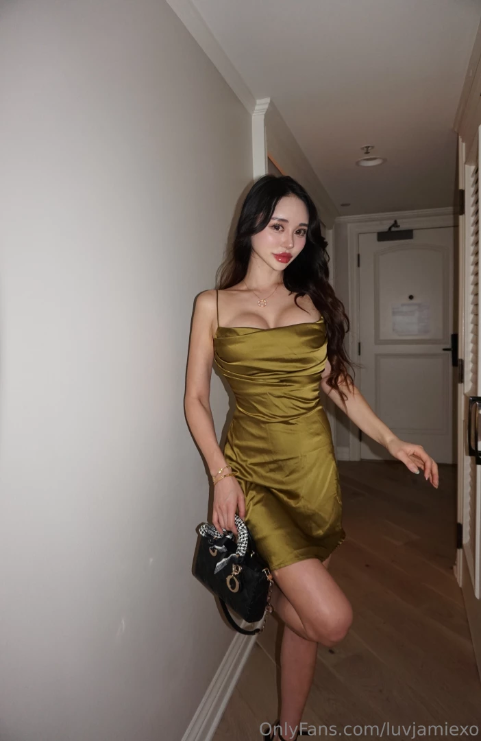 Pov your hot date is ready for dinner tonight but i hope you make some part 2 