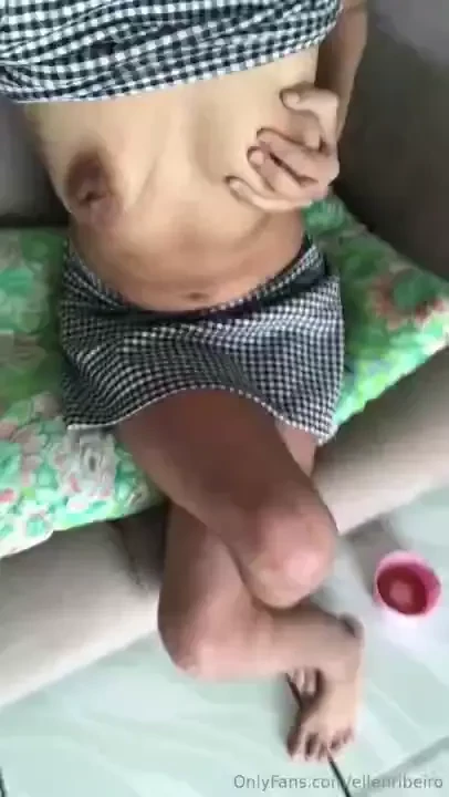 I look beautiful in this outfit love 