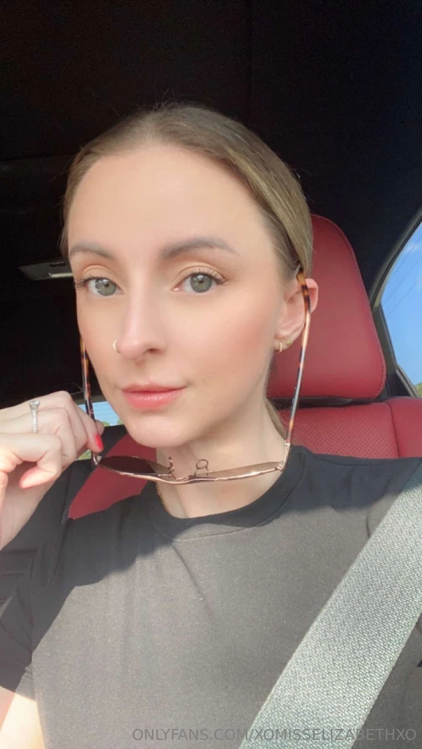 I ve got hungry eyes i feel the magic between you and i 