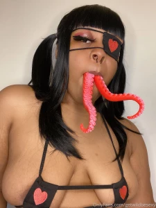 Your fantasea octopussy imagine the suction for a minute part 2