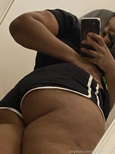 I did my hair today but definitely need to cut my dead ends anyways part 1