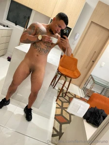 Follow my friend tawanneves a beautiful male with a pussy with lots of part 68